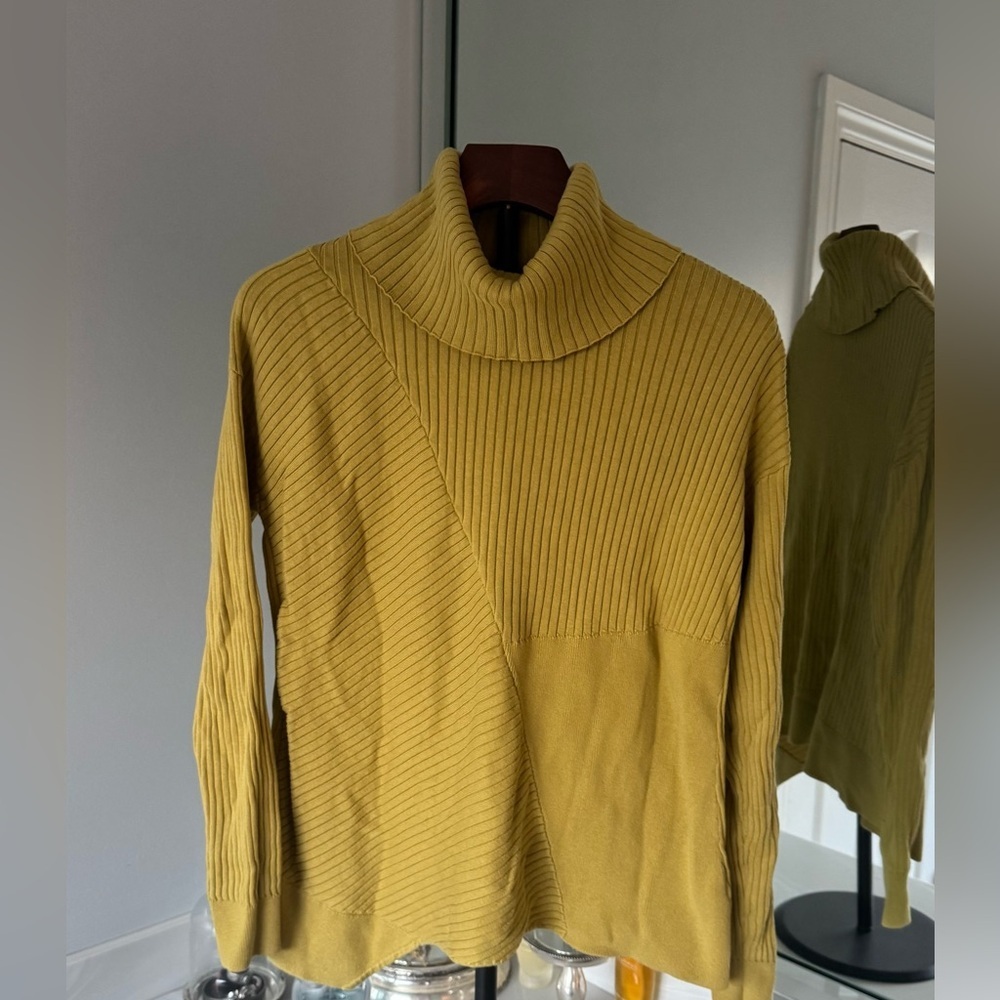CAbi Green Cowl Neck Happy Sweater US M - Picture 2 of 7